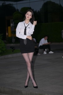 【精选街拍】Vol.3640 一始街拍作品 - 黑白搭配通勤风 [115P+1V-3.30GB]